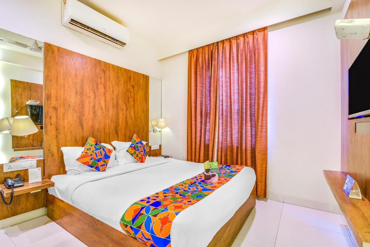 Fabhotel Arastu Nampally Хайдарабад Экстерьер фото